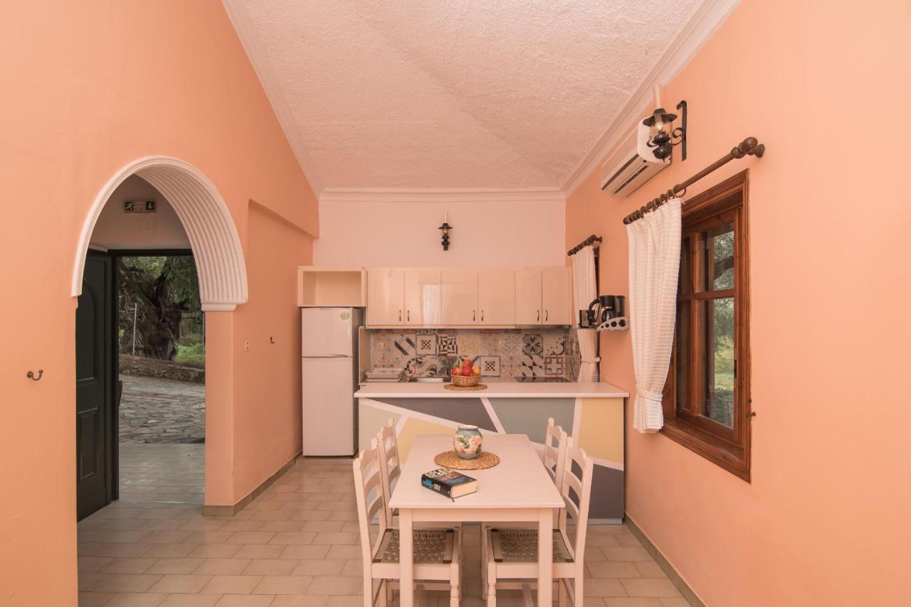 Alykes Park Bungalows Экстерьер фото